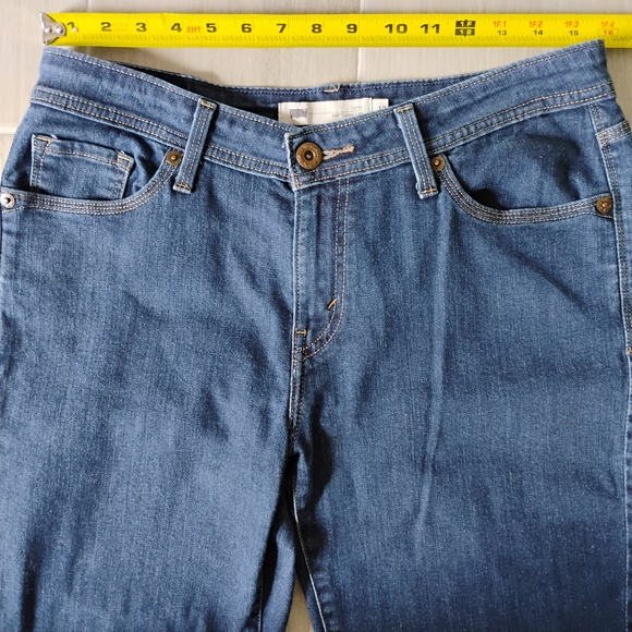 Levi's Classic Blue Denim with Brown Patch Curvy 529 Skinny Leg Sz 12M - Picture 3 of 14